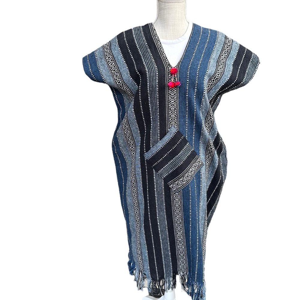 Handmade‎ Woven Blue Stripe Poncho